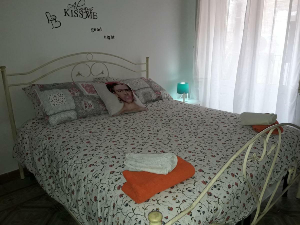 Al Molo Sant'Eligio Hotel Taranto Luaran gambar