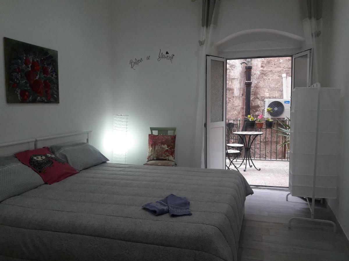 Al Molo Sant'Eligio Hotel Taranto Luaran gambar