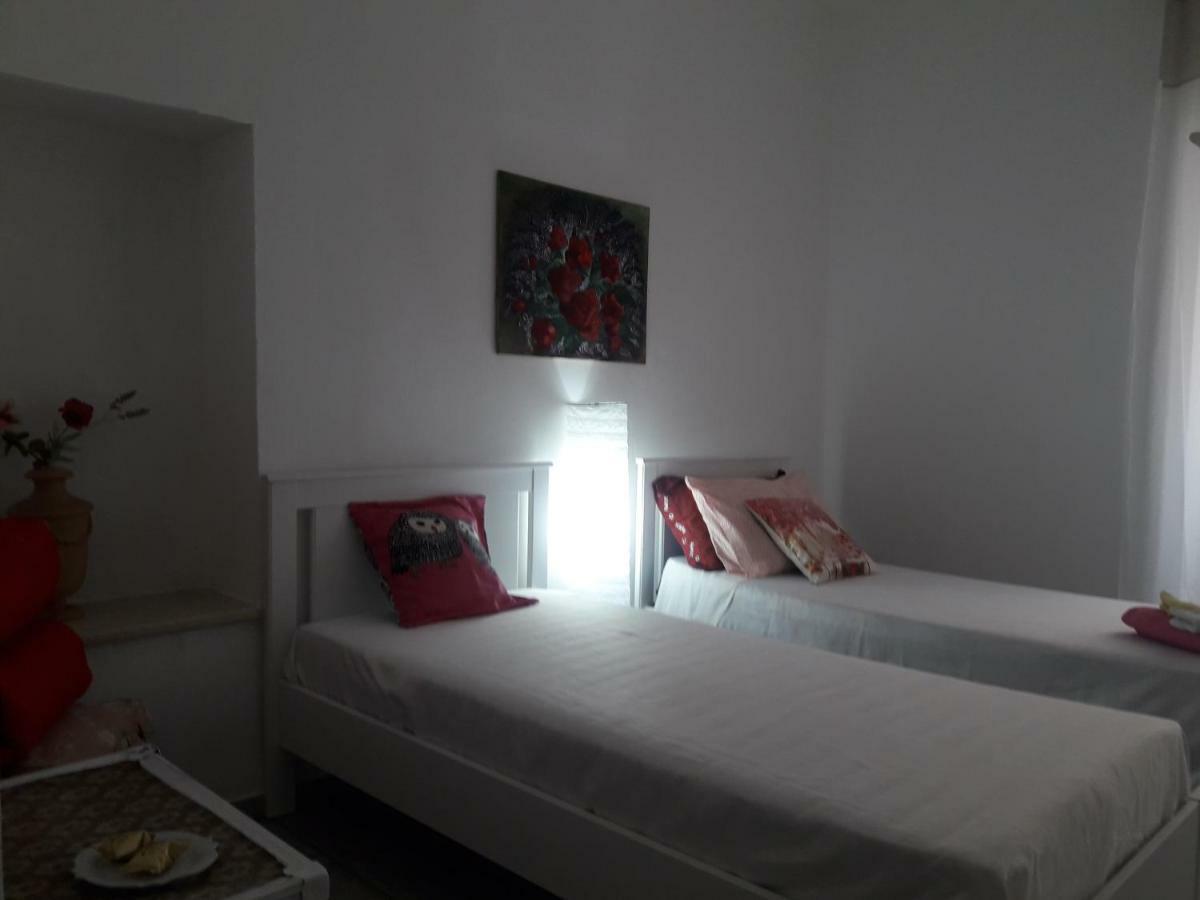 Al Molo Sant'Eligio Hotel Taranto Luaran gambar