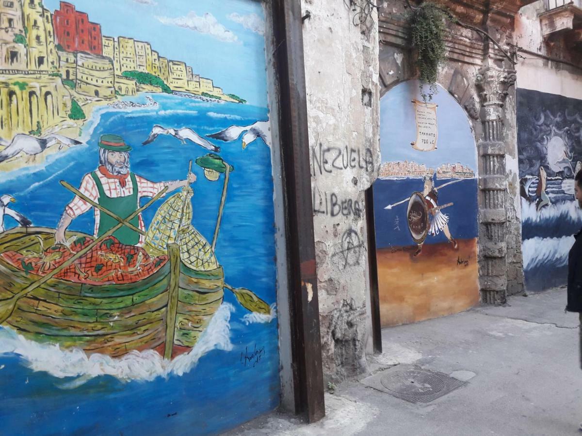 Al Molo Sant'Eligio Hotel Taranto Luaran gambar