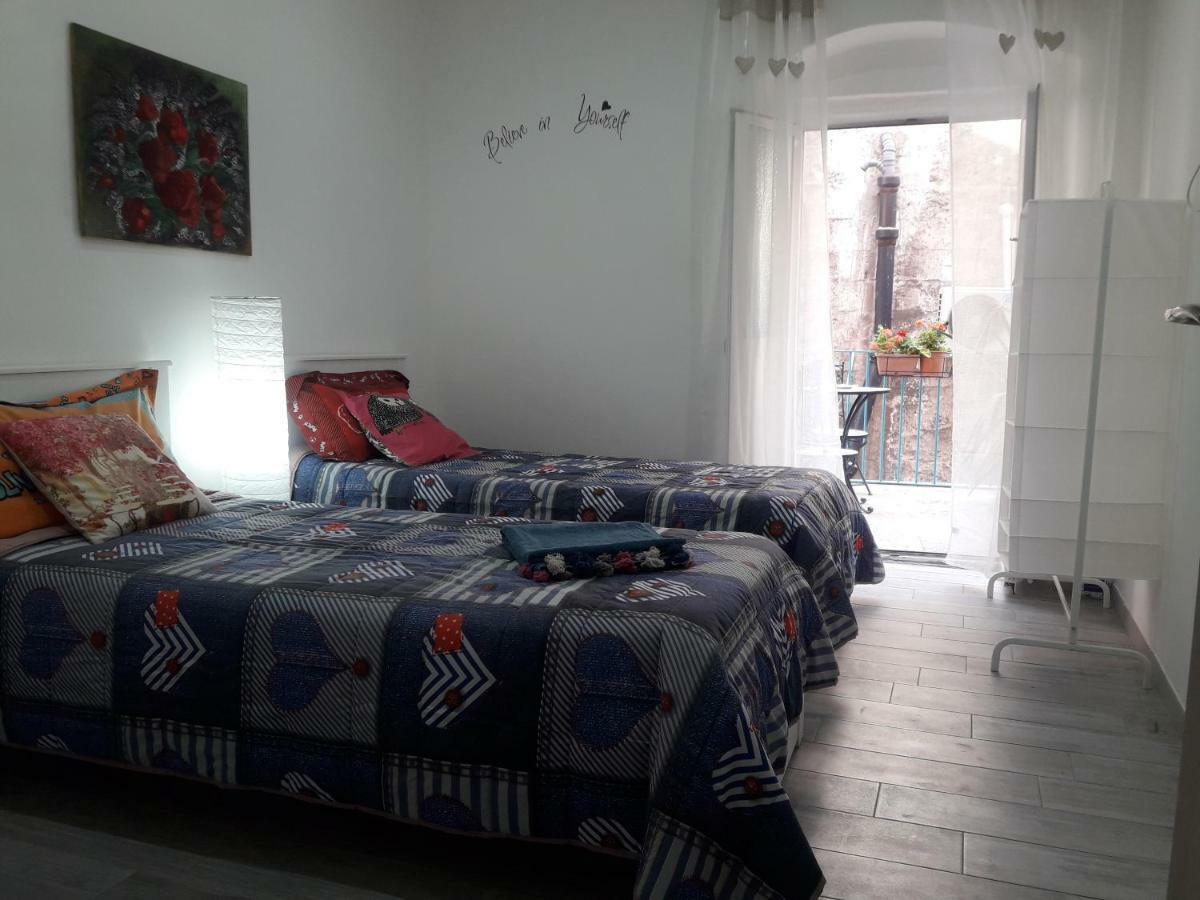 Al Molo Sant'Eligio Hotel Taranto Luaran gambar