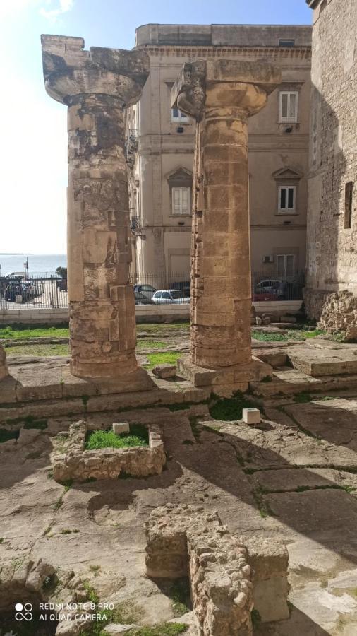 Al Molo Sant'Eligio Hotel Taranto Luaran gambar